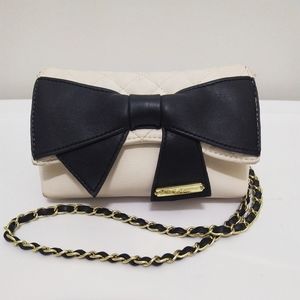 Betsey Johnson Cream Chain Crossbody w/  Bow